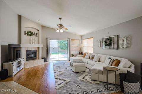 3833 E Irma Ln, Phoenix, AZ 85050 photo 19