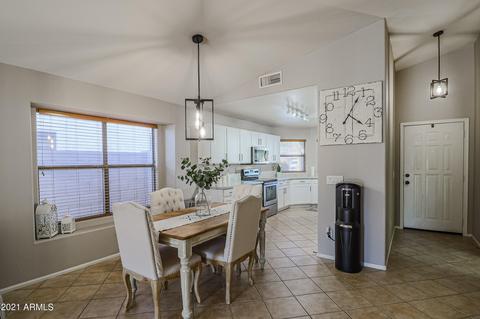 3833 E Irma Ln, Phoenix, AZ 85050 photo 3