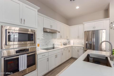 3012 E Spring Wheat Ln, Gilbert, AZ 85296 photo 5