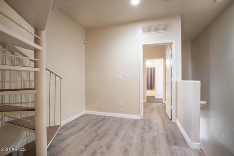 2831 E Pinchot Ave, Phoenix, AZ 85016 photo 11