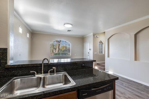 2831 E Pinchot Ave, Phoenix, AZ 85016 photo 6