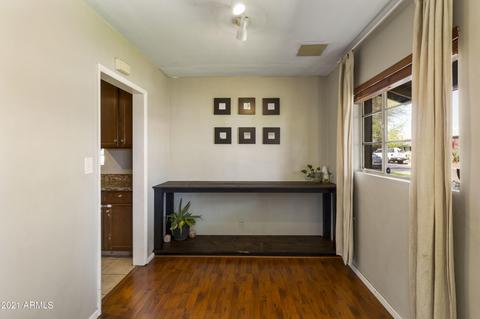 2049 E Mulberry Dr, Phoenix, AZ 85016 photo 4