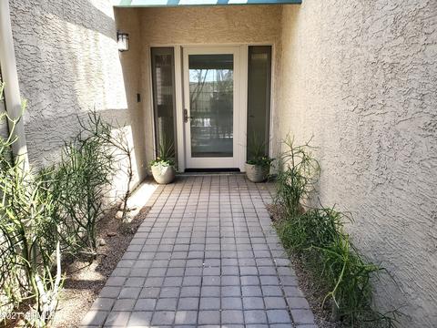 4237 N 43rd St, Phoenix, AZ 85018 photo 2