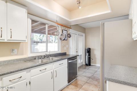 2148 Ellis Dr, Tempe, AZ 85282 photo 14