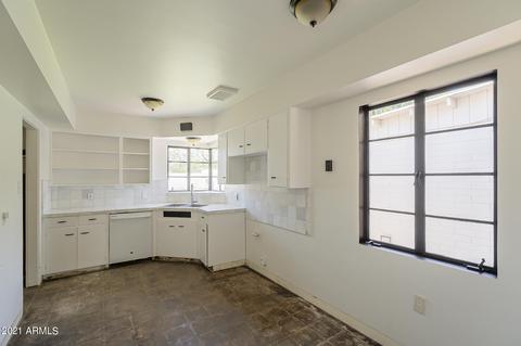 120 E Lawrence Rd, Phoenix, AZ 85012 photo 9