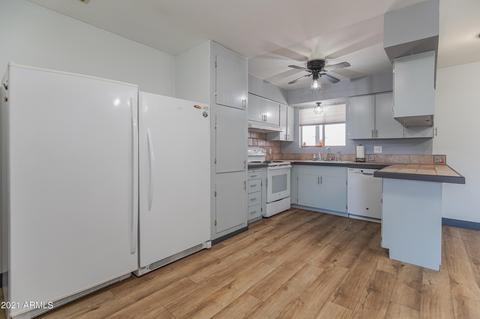 4702 N 40th Ave, Phoenix, AZ 85019 photo 13