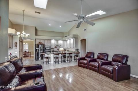 933 E Desert Flower Ln, Phoenix, AZ 85048 photo 17