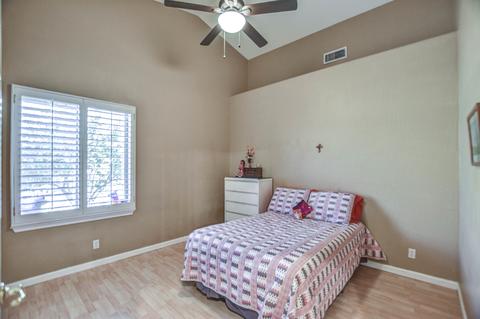 933 E Desert Flower Ln, Phoenix, AZ 85048 photo 10