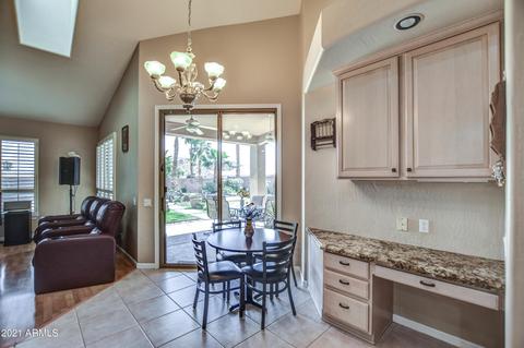 933 E Desert Flower Ln, Phoenix, AZ 85048 photo 14