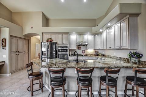 933 E Desert Flower Ln, Phoenix, AZ 85048 photo 19