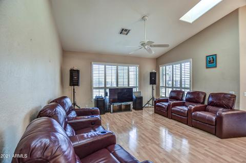 933 E Desert Flower Ln, Phoenix, AZ 85048 photo 15