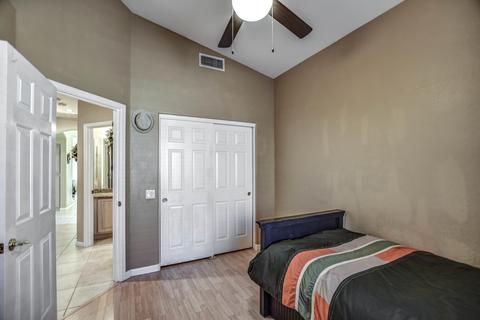 933 E Desert Flower Ln, Phoenix, AZ 85048 photo 9