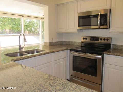 1613 Edgewater Dr, Tempe, AZ 85283 photo 2
