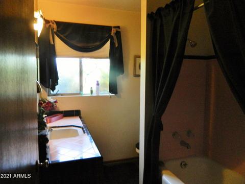 4525 E Weldon Ave, Phoenix, AZ 85018 photo 8