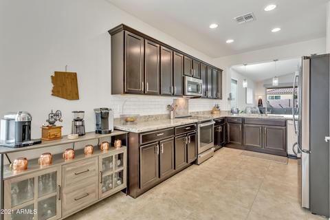 538 E Balao Dr, Phoenix, AZ 85085 photo 9