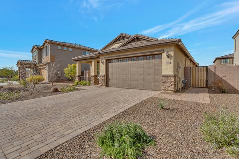 538 E Balao Dr, Phoenix, AZ 85085 photo 2