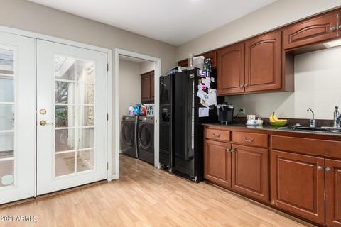 3121 E Hazelwood St, Phoenix, AZ 85016 photo 9