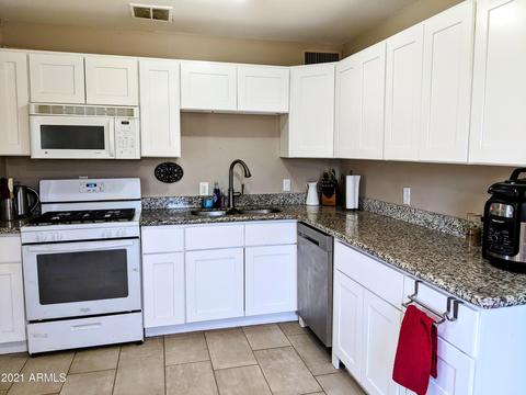 2851 E Mobile Ln, Phoenix, AZ 85040 photo 2
