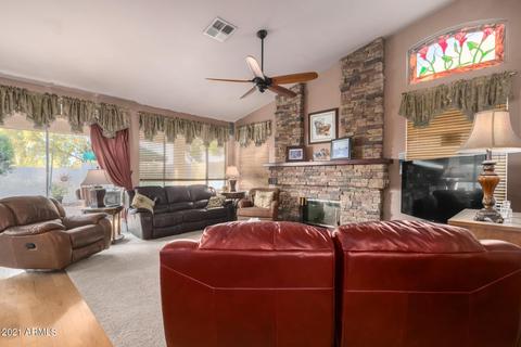 216 W Smoke Tree Rd, Gilbert, AZ 85233 photo 9