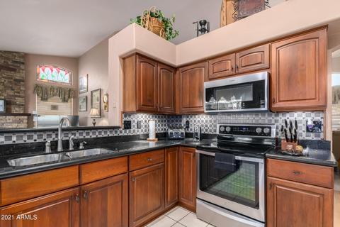 216 W Smoke Tree Rd, Gilbert, AZ 85233 photo 18