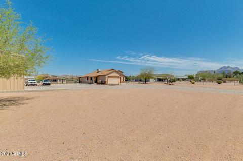 930 W Tepee St, Apache Junction, AZ 85120 photo 4
