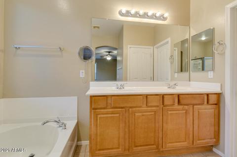 6863 S Birdie Way, Gilbert, AZ 85298 photo 24