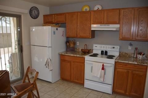 599 W Sierra Vista Dr, Apache Junction, AZ 85120 photo 5