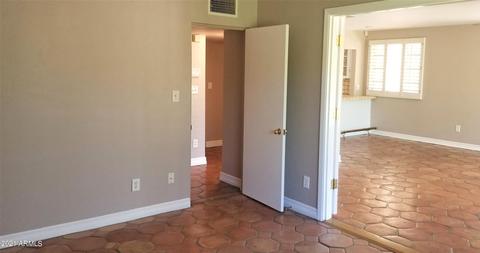 23 E Rose Ln, Phoenix, AZ 85012 photo 6