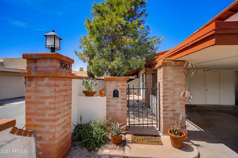 1947 E Orange Dr, Phoenix, AZ 85016 photo 2