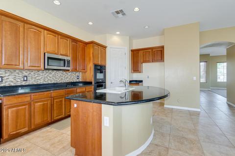 1228 E Arrowhead Trl, Gilbert, AZ 85297 photo 9