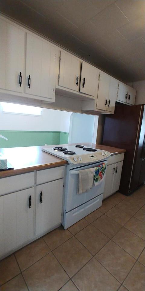 240 E Flint St, Benson, AZ 85602 photo 2