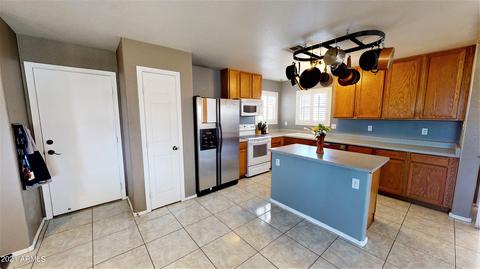 2165 E 35th Ave, Apache Junction, AZ 85119 photo 2