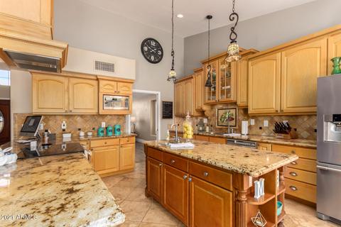 1733 E Queen Palm Dr, Gilbert, AZ 85234 photo 9