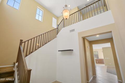 3607 S Weaver Cir E, Gilbert, AZ 85297 photo 2