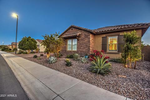 3881 E Iris Dr, Chandler, AZ 85286 photo 2