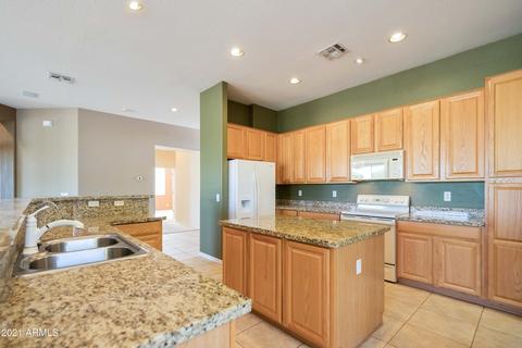 4578 E Apricot Ln, Gilbert, AZ 85298 photo 12