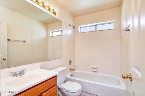 910 N Swan Dr, Gilbert, AZ 85234 photo 13