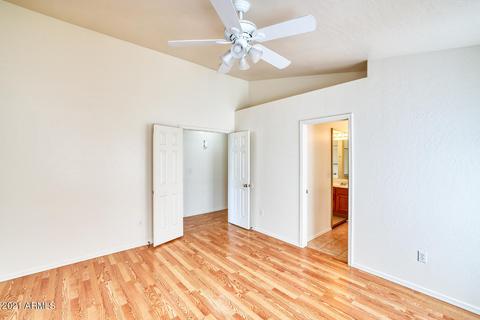 910 N Swan Dr, Gilbert, AZ 85234 photo 9