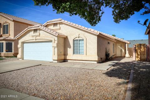 910 N Swan Dr, Gilbert, AZ 85234 photo 1