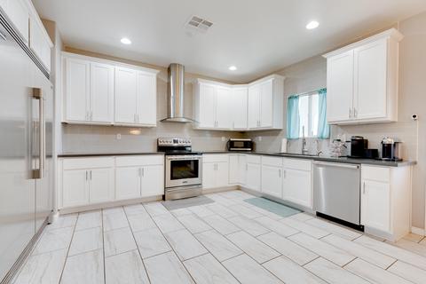 3001 N 35th Dr, Phoenix, AZ 85019 photo 17