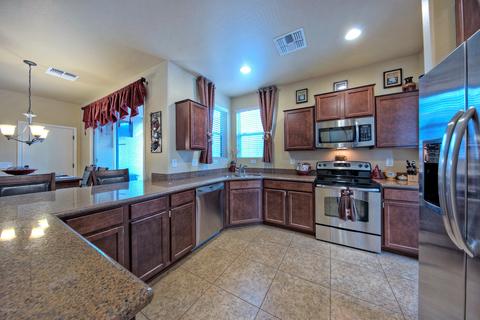 951 S Adam Way, Gilbert, AZ 85296 photo 2