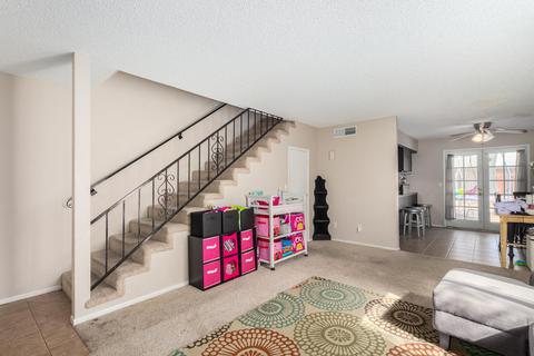 246 E Vine Cir, Mesa, AZ 85210 photo 3