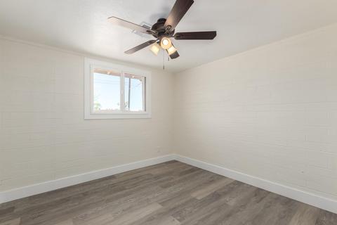 4012 N 64th Dr, Phoenix, AZ 85033 photo 12