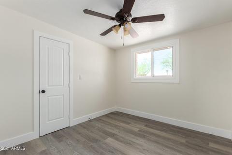 4012 N 64th Dr, Phoenix, AZ 85033 photo 14