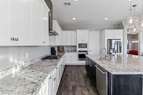 3257 E Louise Dr, Phoenix, AZ 85050 photo 7