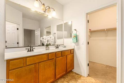 2707 E Canyon Creek Dr, Gilbert, AZ 85295 photo 11