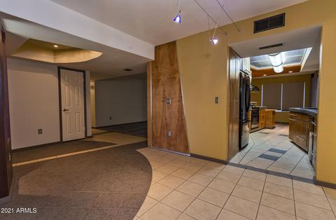 525 E Saint John Rd, Phoenix, AZ 85022 photo 4