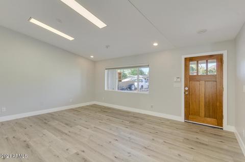 5425 E Cheery Lynn Rd, Phoenix, AZ 85018 photo 5