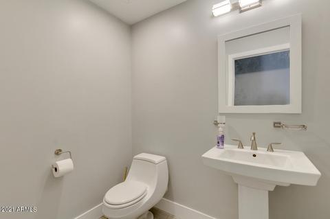 5425 E Cheery Lynn Rd, Phoenix, AZ 85018 photo 17
