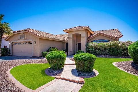 1413 W Iris Dr, Gilbert, AZ 85233 photo 2